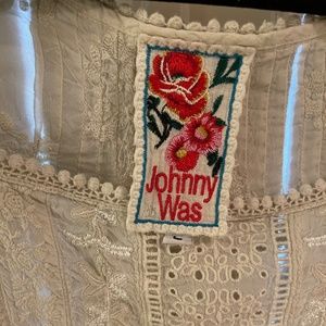 JOHNNY WAS size LARGE ECRU TUNIC
